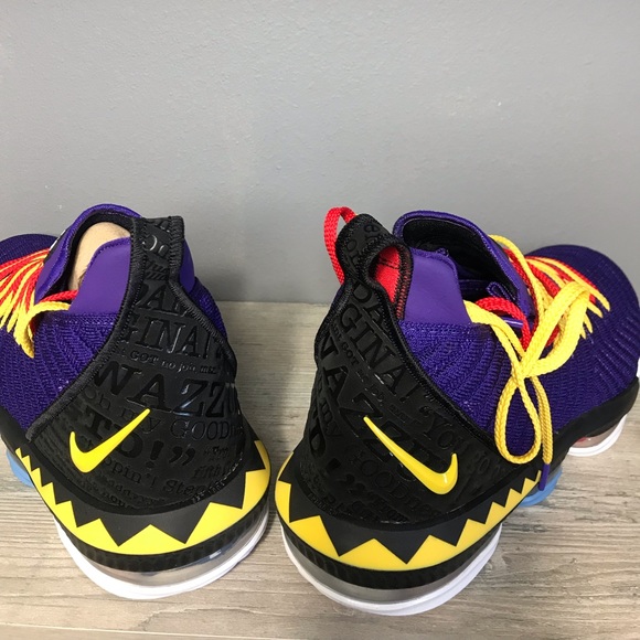 NWT NIke LeBron 16 Martin Shoes - Picture 6 of 7